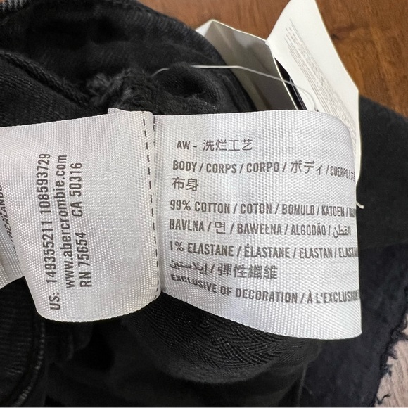 Abercrombie & Fitch The 90s Relaxed Cutoff High Rise Shorts Size 22 - Picture 8 of 9